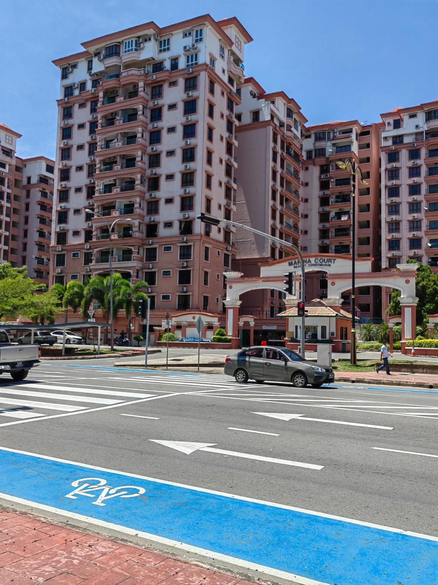 Town Condo - Marina Court Kota Kinabalu Exterior photo