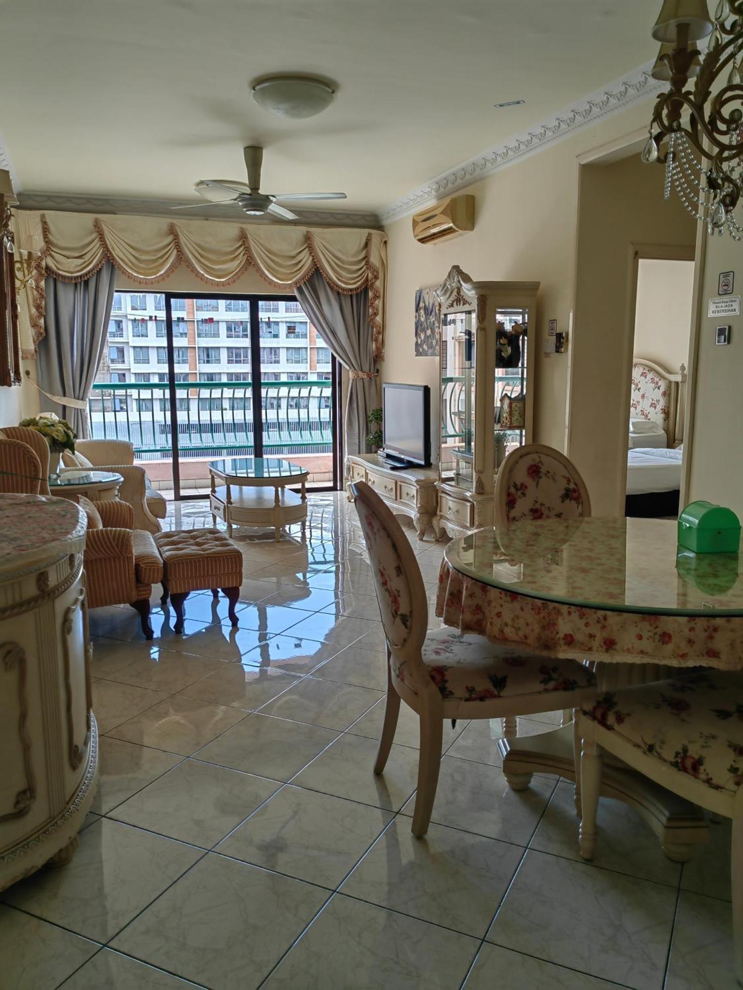 Town Condo - Marina Court Kota Kinabalu Exterior photo