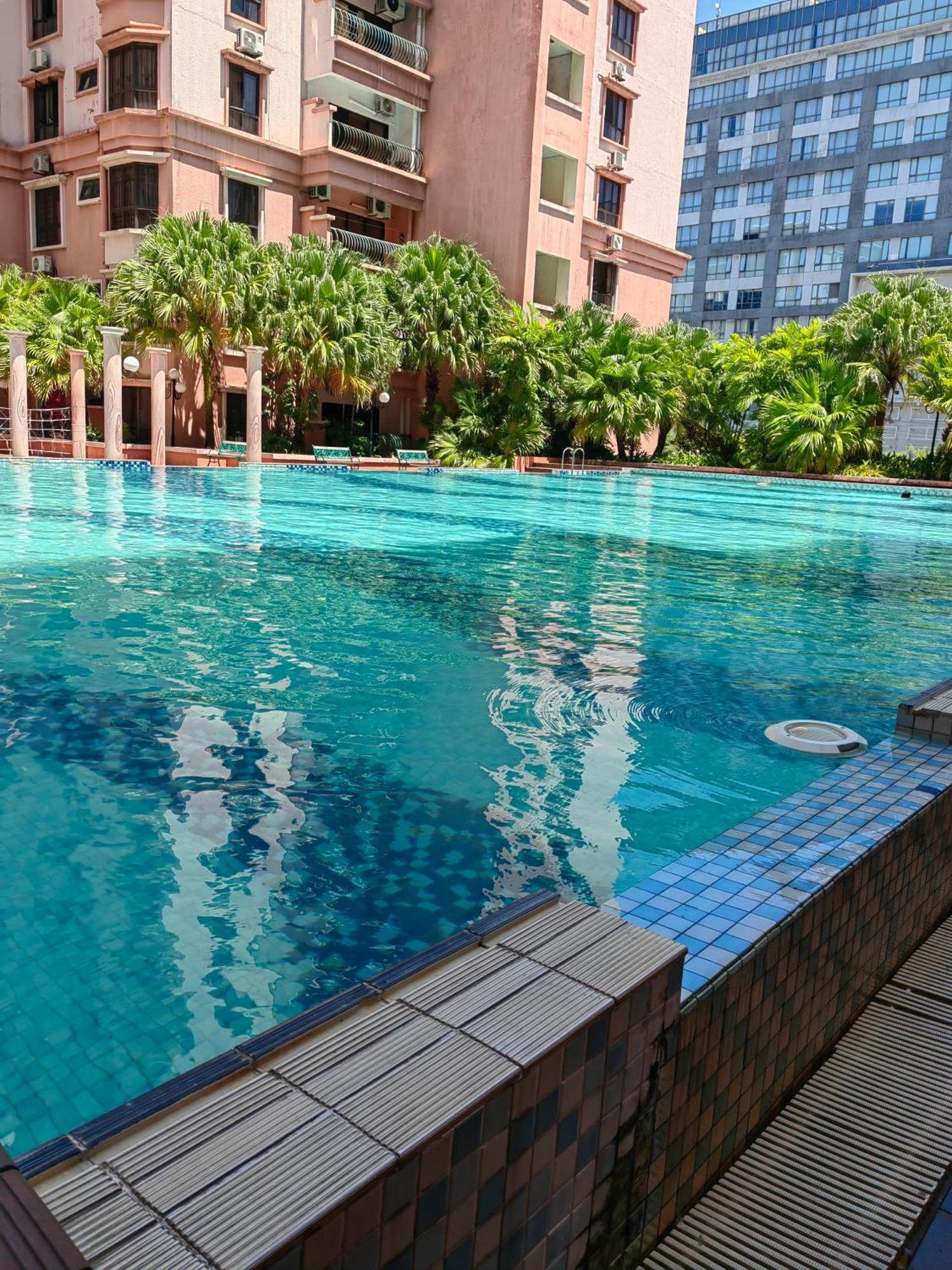 Town Condo - Marina Court Kota Kinabalu Exterior photo