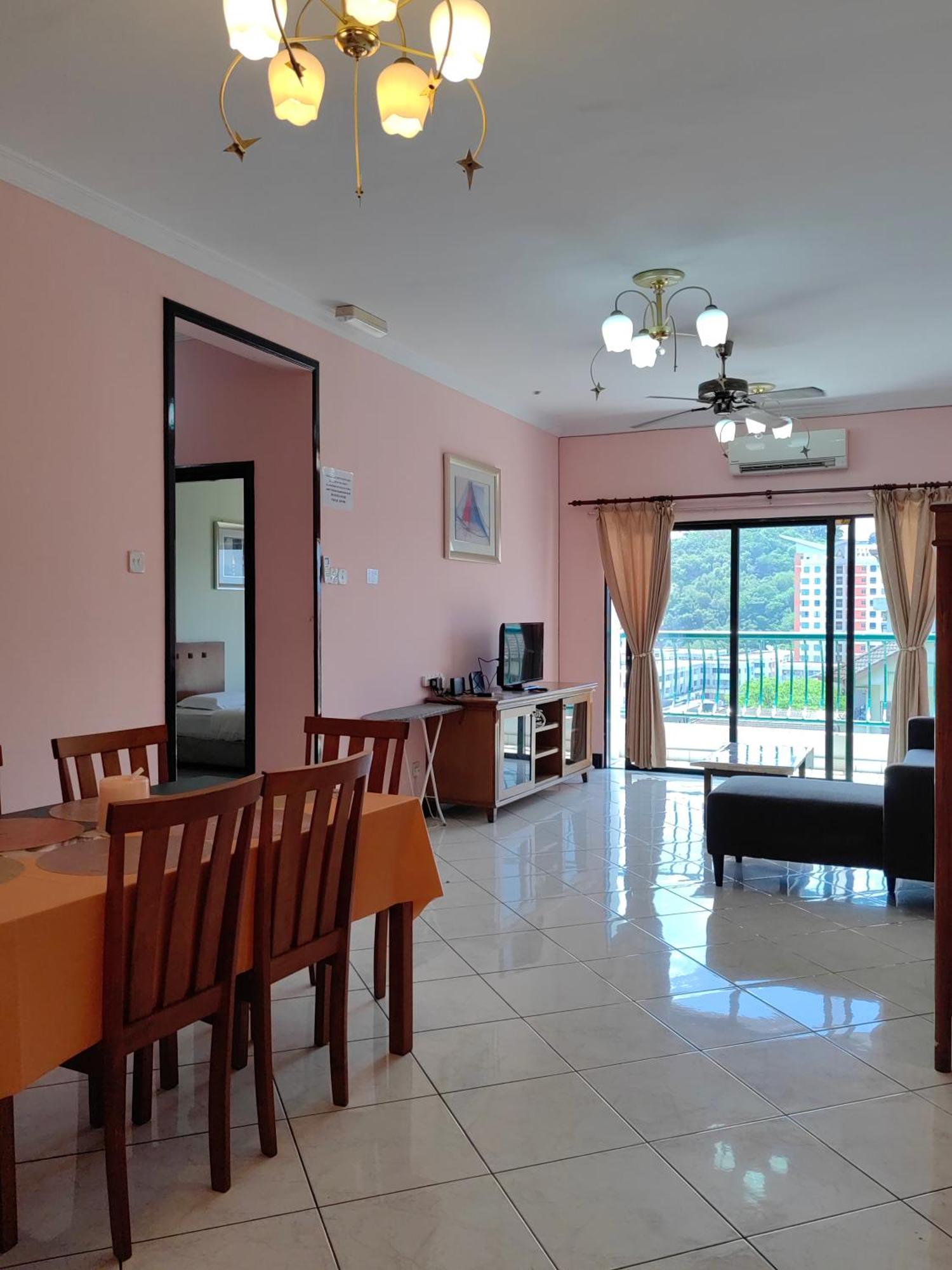Town Condo - Marina Court Kota Kinabalu Exterior photo